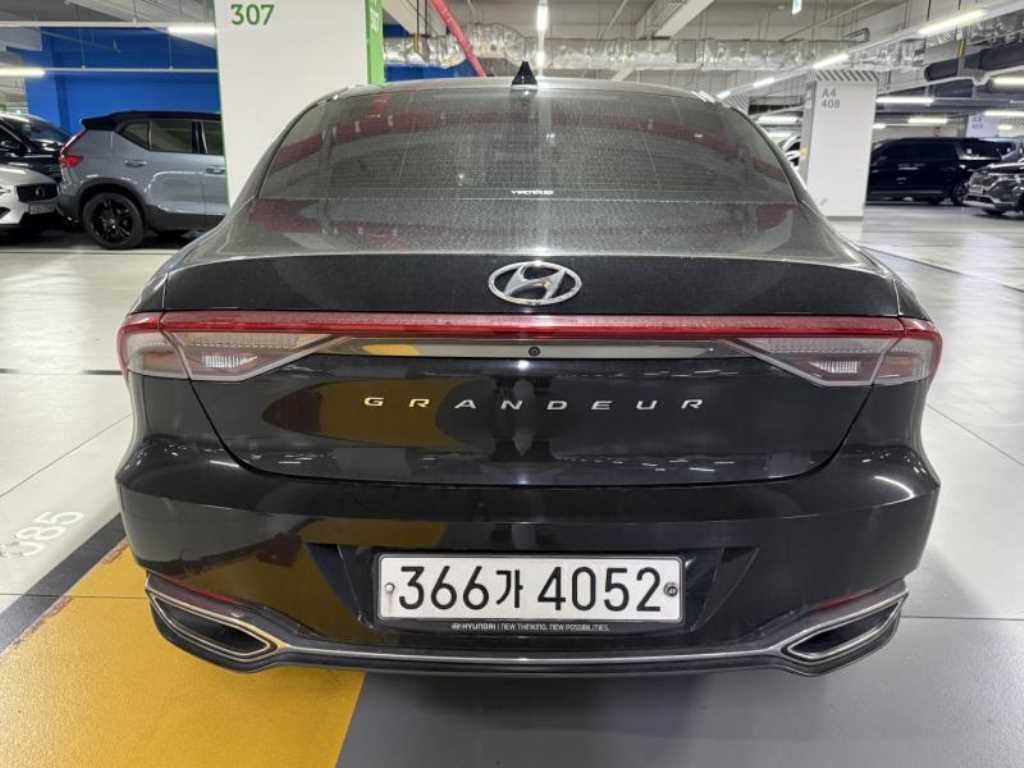 HYUNDAI Grandeur - Vista 4
