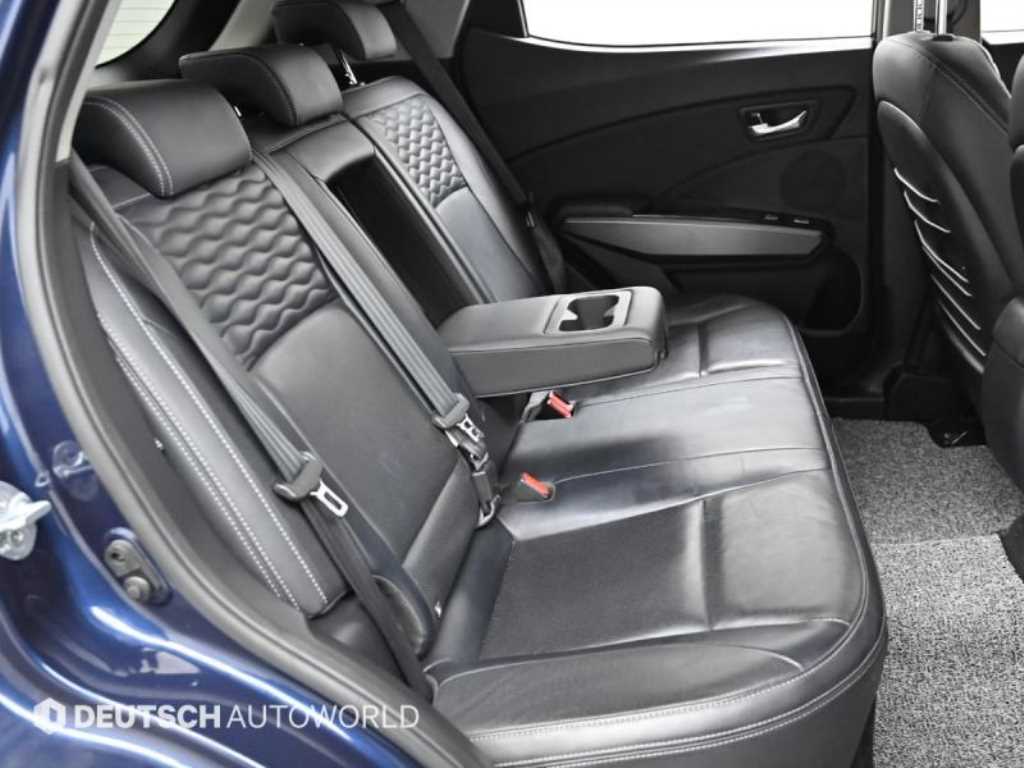 Ssangyong Tivoli - Vista 12