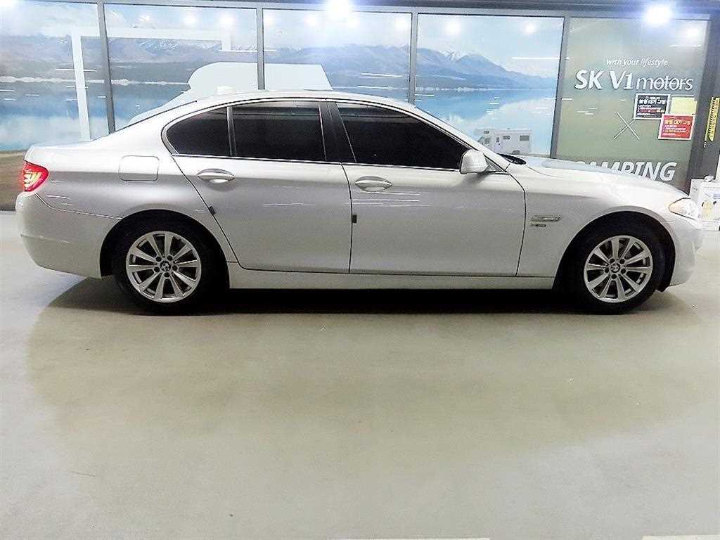 BMW 5 Series - Vista 3