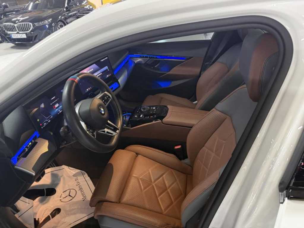 BMW 5 Series - Vista 6