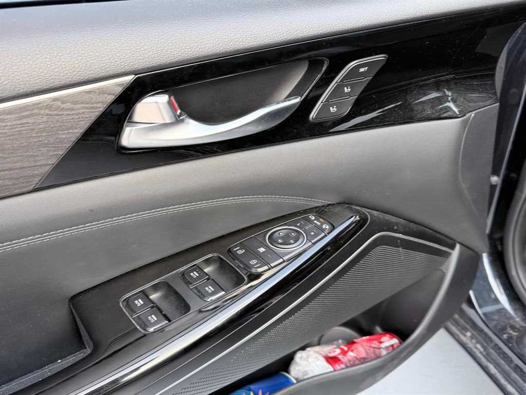 KIA K7 - Vista 4