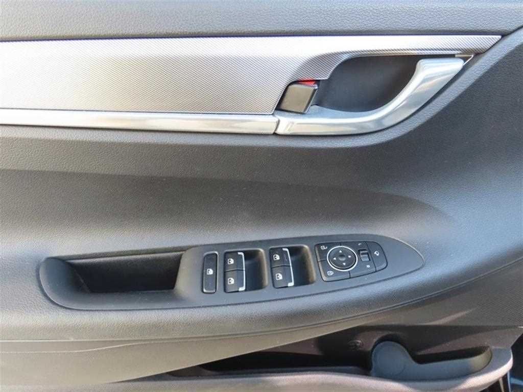 HYUNDAI Grandeur - Vista 7