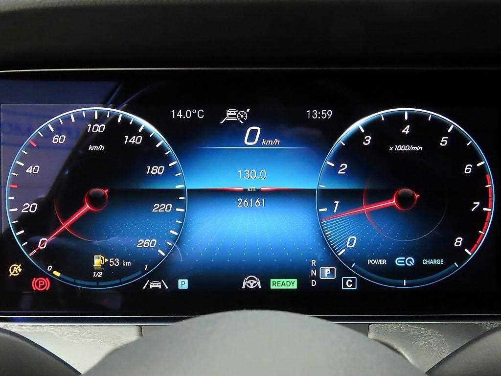 Mercedes Benz E class - Vista 8