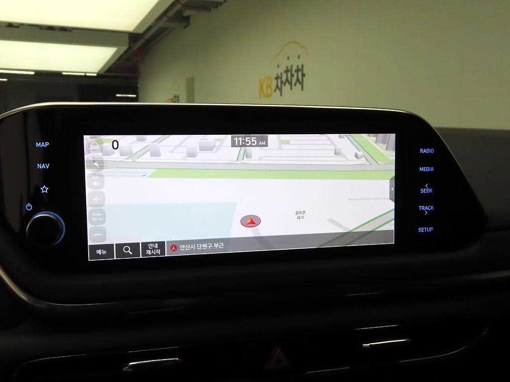 HYUNDAI Sonata - Vista 9