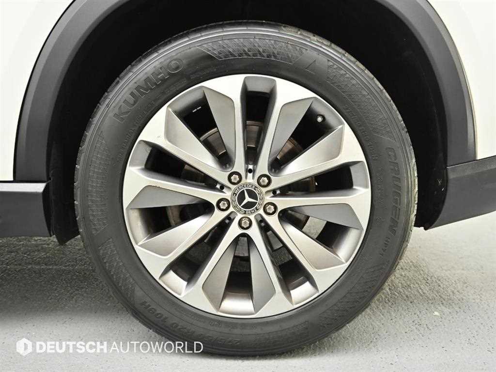 Mercedes Benz GLE Class - Vista 5