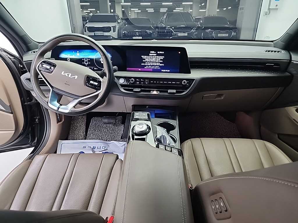 KIA K8 - Vista 7