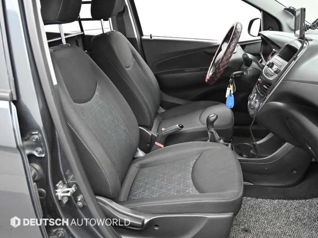 Chevrolet Spark - Vista 10