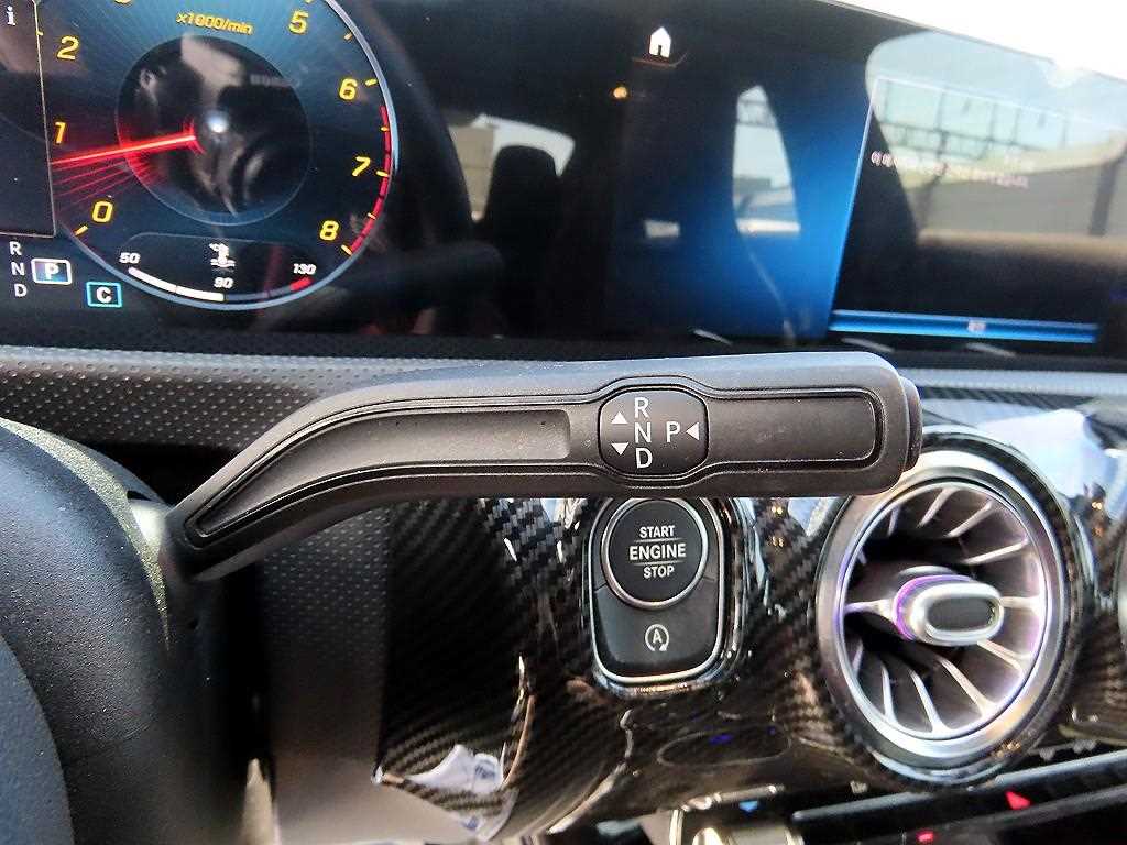 Mercedes Benz CLA Class - Vista 10