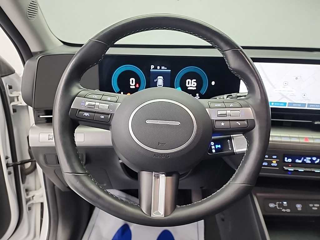 HYUNDAI Kona - Vista 9