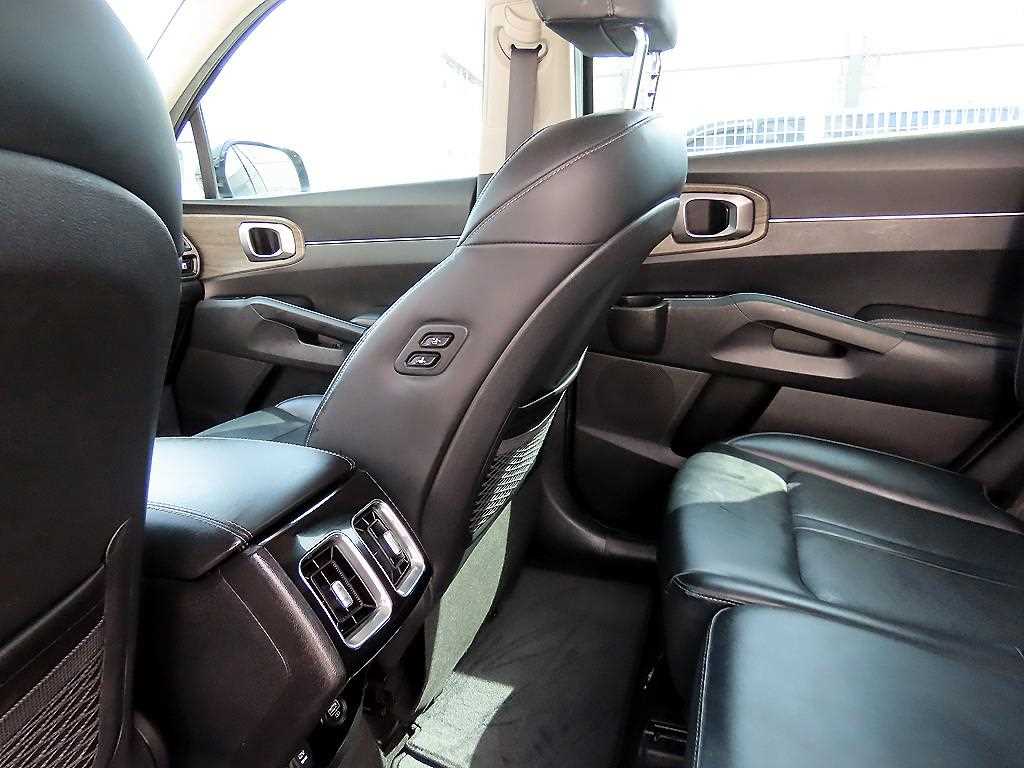 KIA Sorento 2022 Negro - Importación desde Corea - HF Imports Iquique - Foto 17