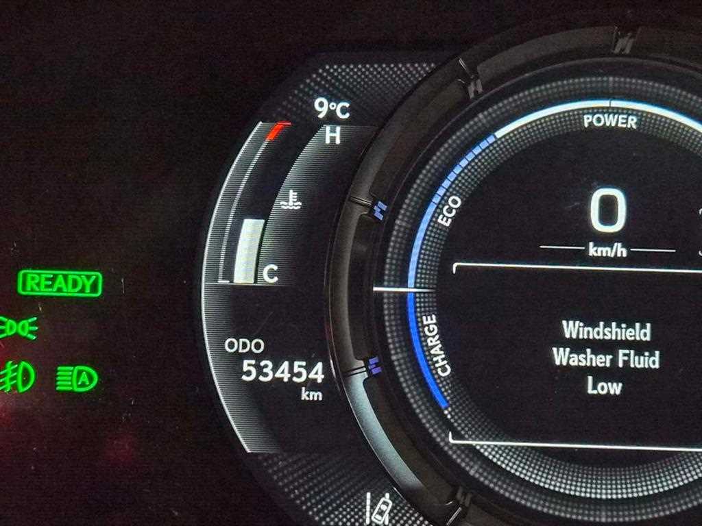 Lexus UX - Vista 9