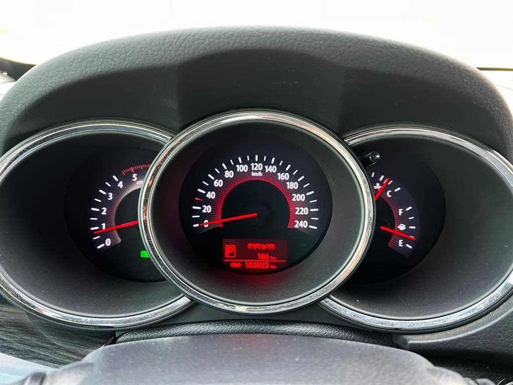 KIA Sorento - Vista 8