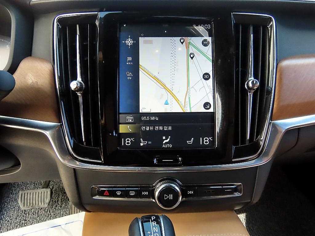 Volvo S90 - Vista 12