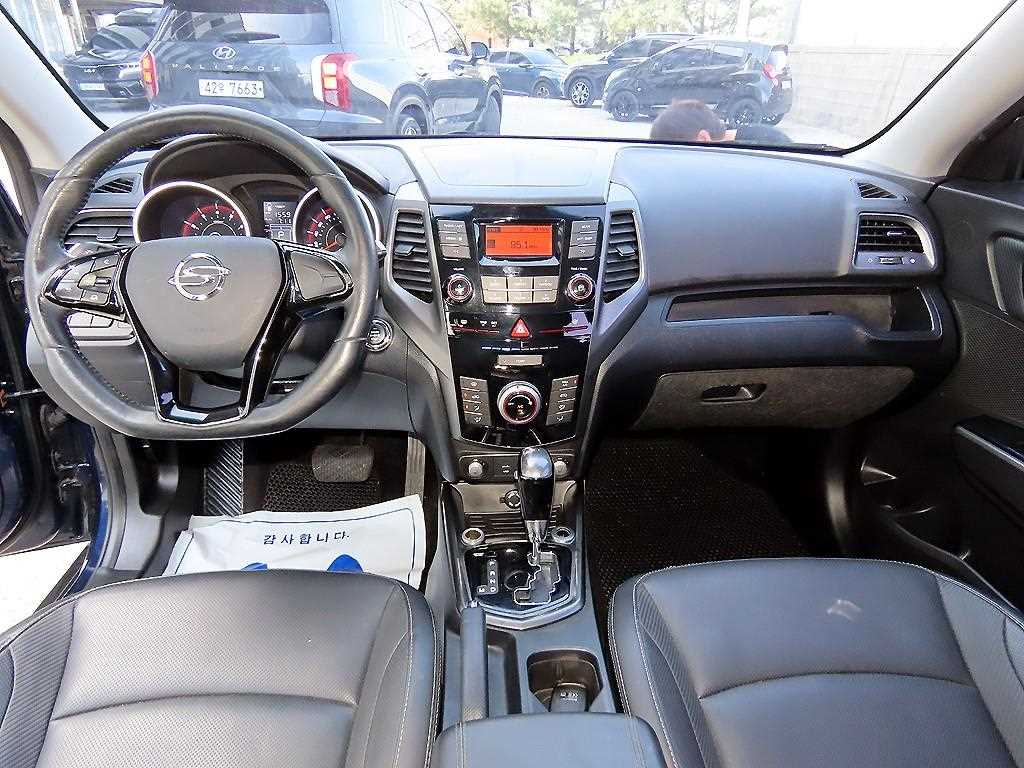 Ssangyong Tivoli - Vista 7