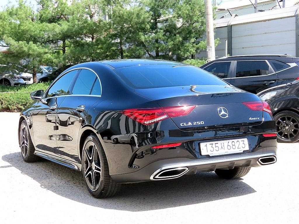 Mercedes Benz CLA Class - Vista 3