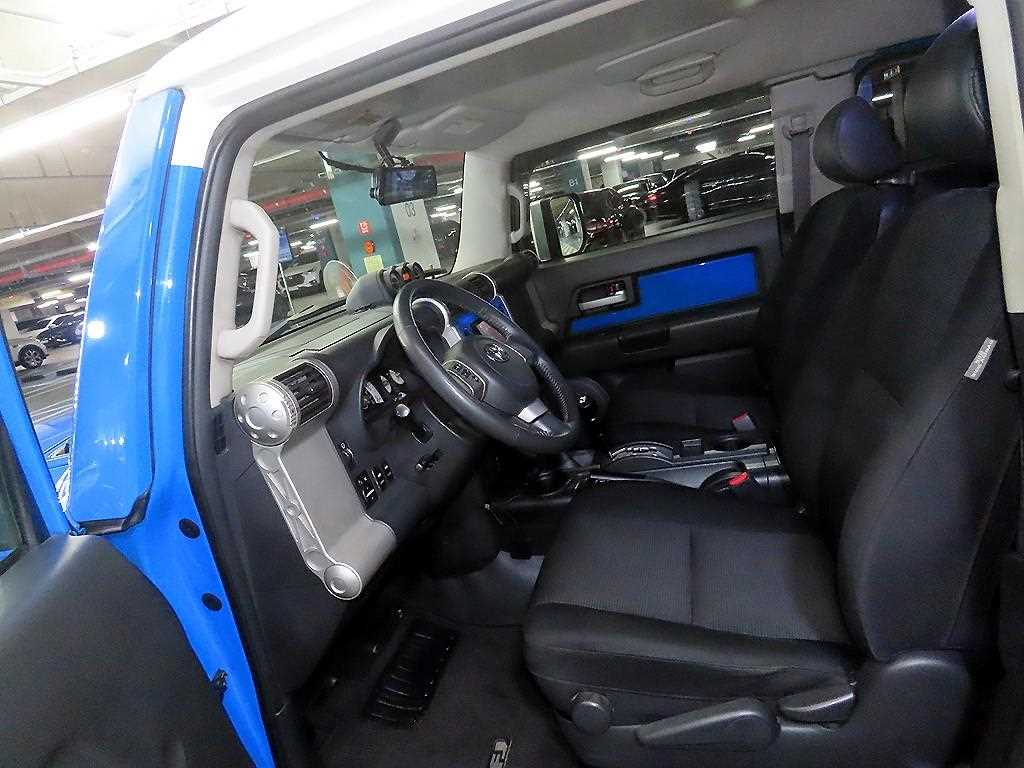 Toyota FJ Cruiser - Vista 6