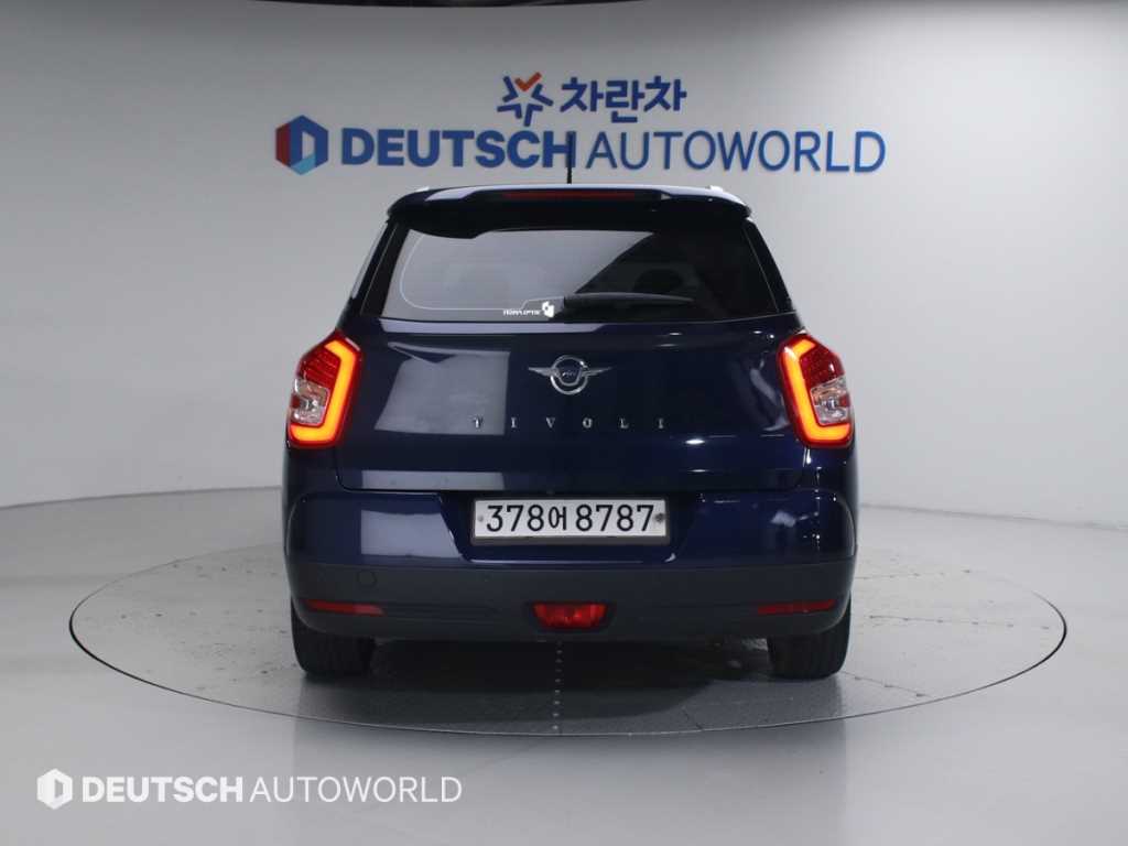 Ssangyong Tivoli - Vista 4