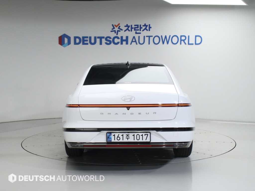 HYUNDAI Grandeur - Vista 4