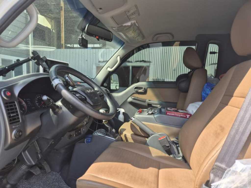 Small Truck Top_Integrated Top Powergate - Vista 9