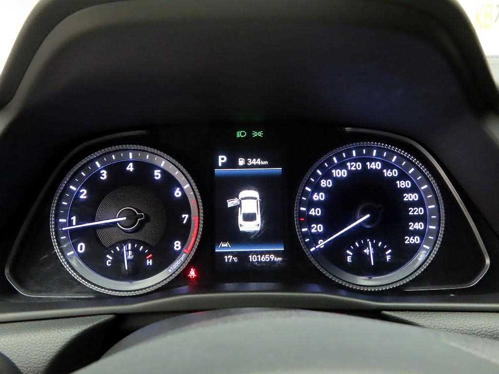 HYUNDAI Sonata - Vista 6