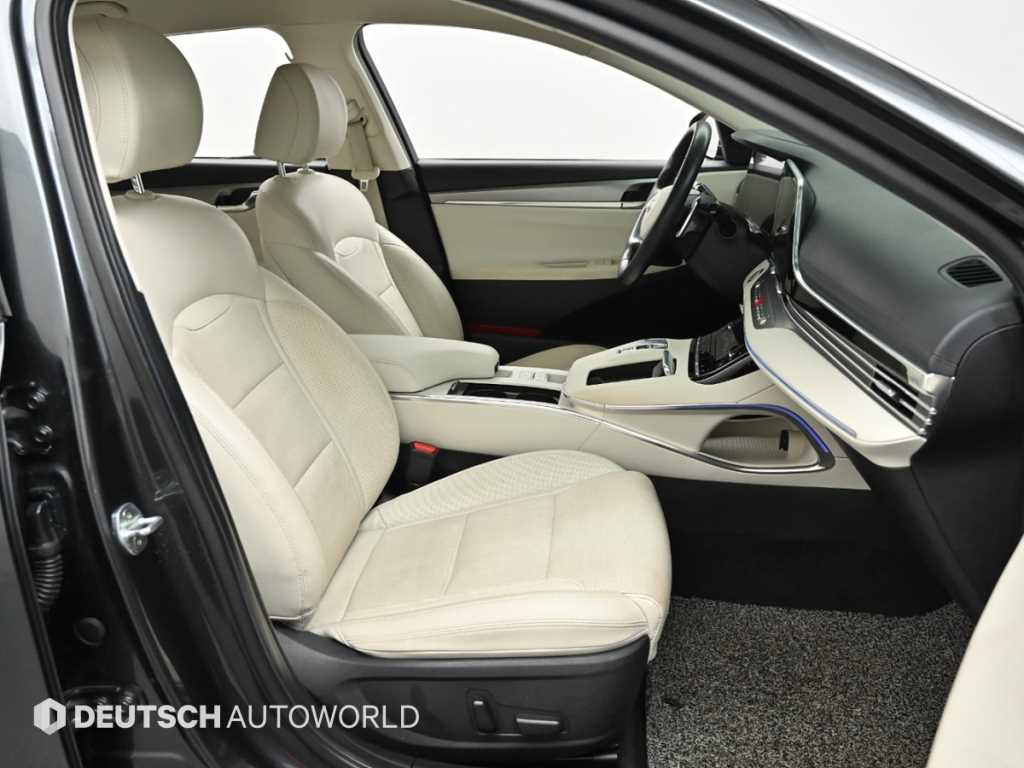 HYUNDAI Grandeur - Vista 10