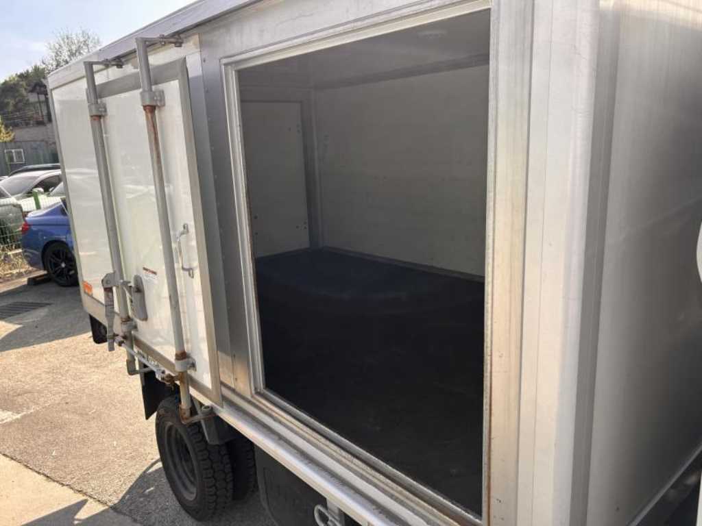 Small Truck Normal Box(Low Deck) - Vista 7