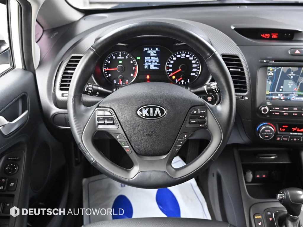 KIA K3 2015 the color of pearl - Importación desde Corea - HF Imports Iquique - Foto 13