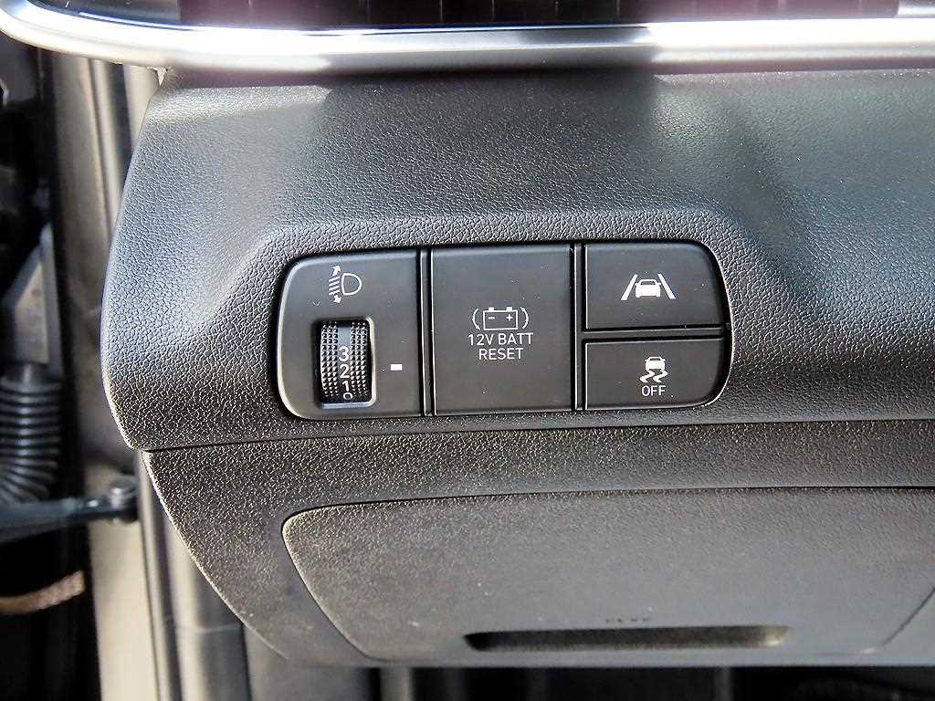 HYUNDAI Avante - Vista 12