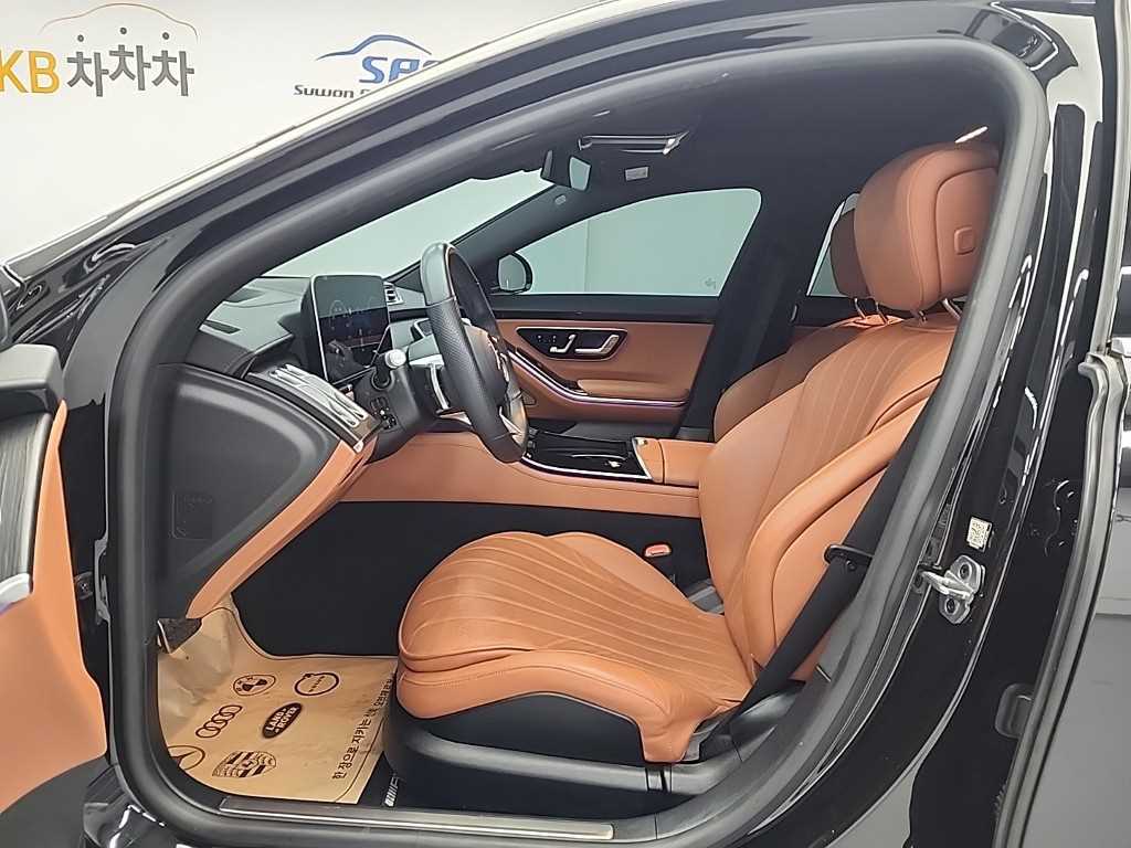 Mercedes Benz S Class - Vista 12