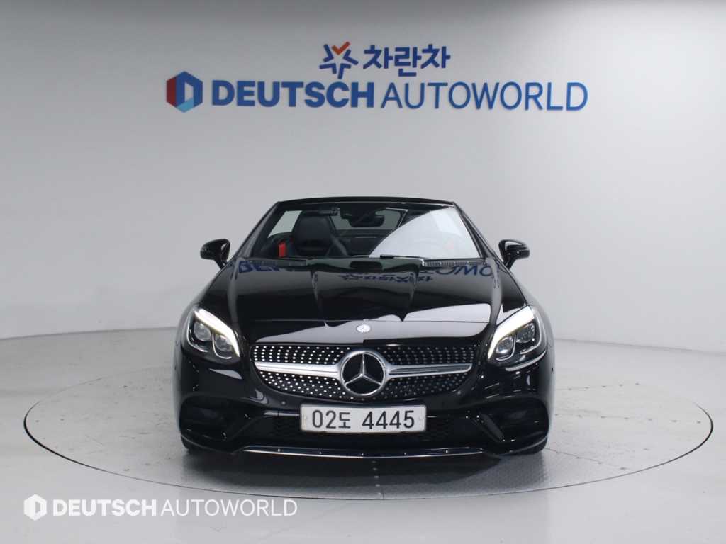 Mercedes Benz SLC Class - Vista 3
