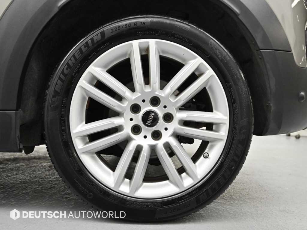 Mini Countryman - Vista 5