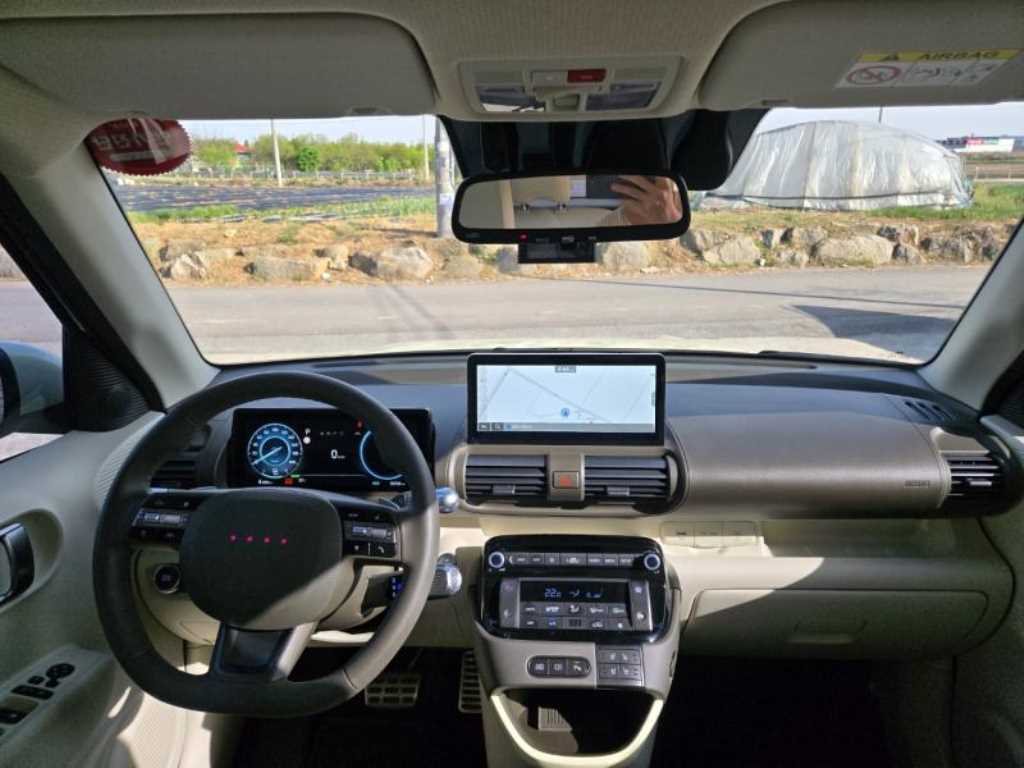 HYUNDAI Casper - Vista 9