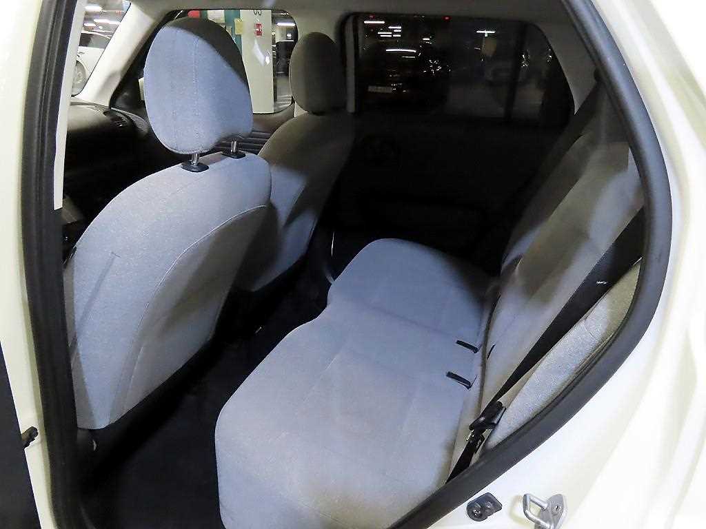 HYUNDAI Casper - Vista 7