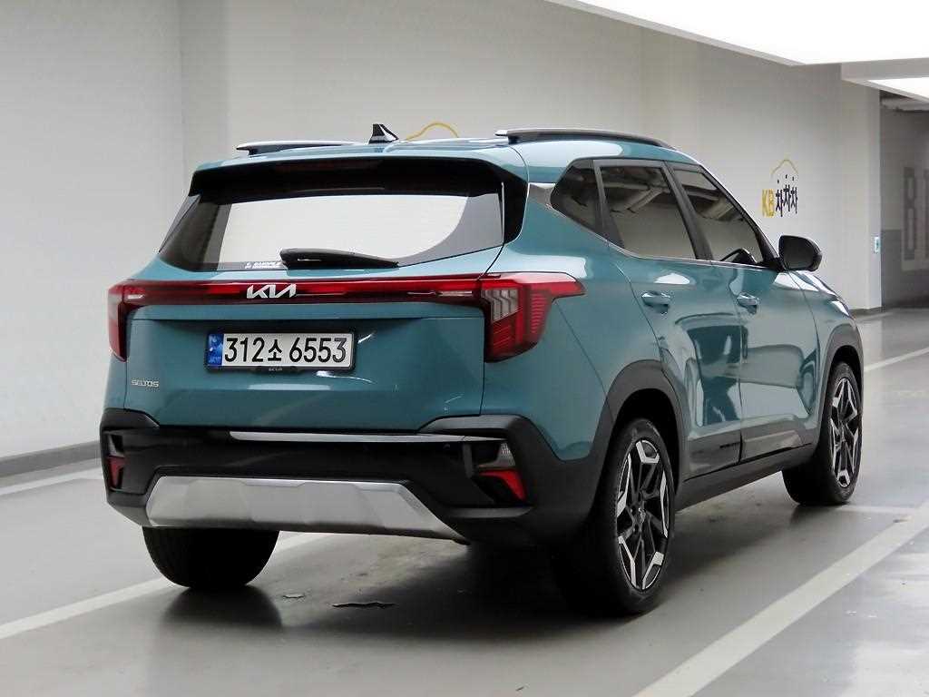 KIA Seltos - Vista 3