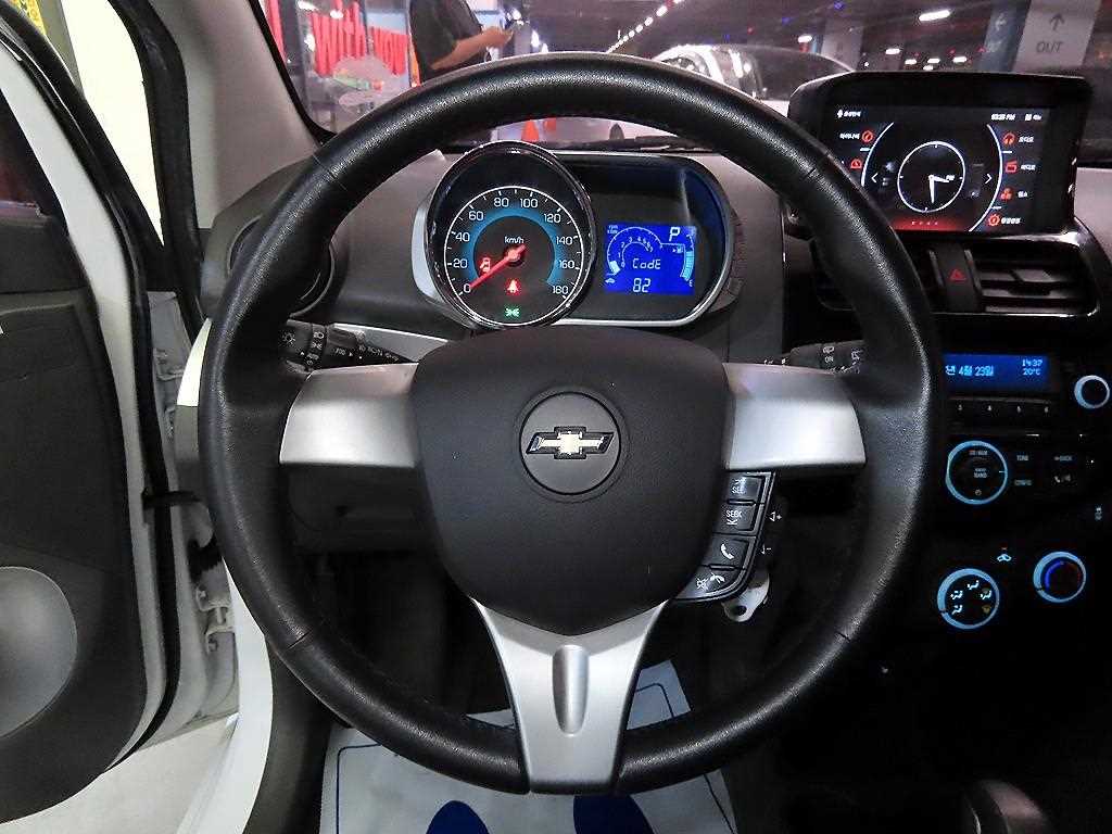 Chevrolet Spark - Vista 8
