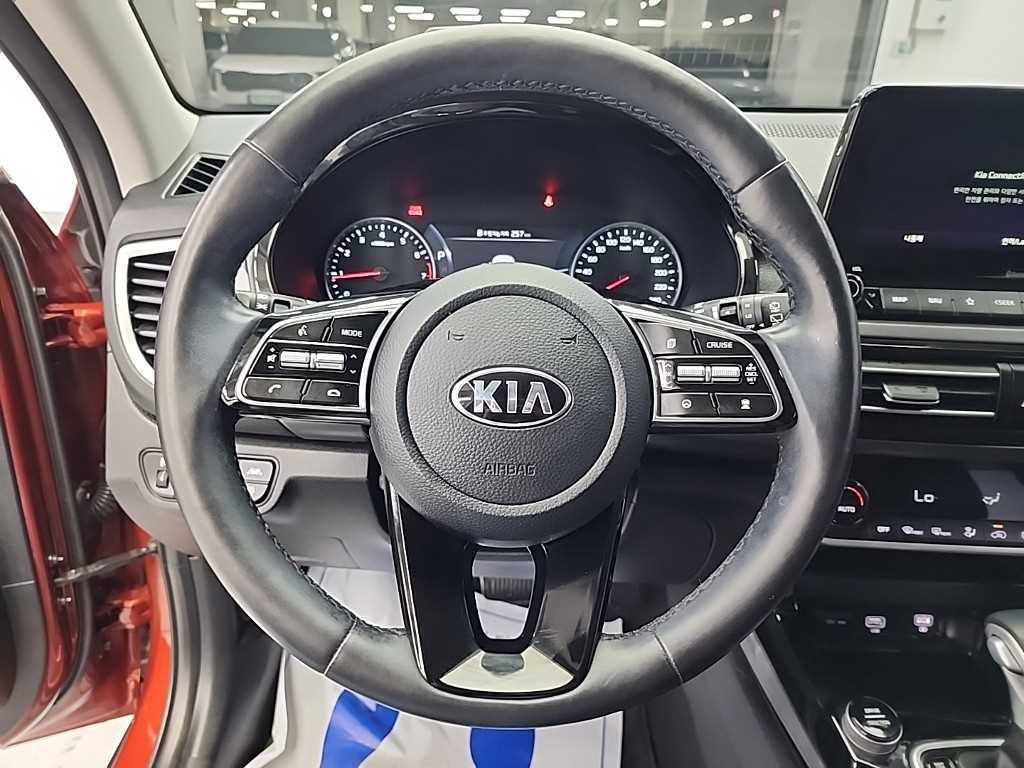 KIA Seltos - Vista 9