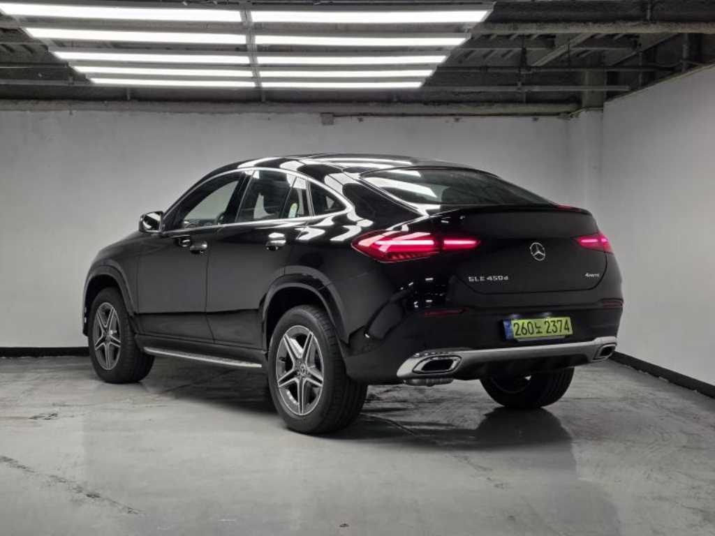 Mercedes Benz GLE Class - Vista 2