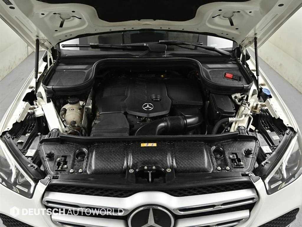 Mercedes Benz GLE Class - Vista 6