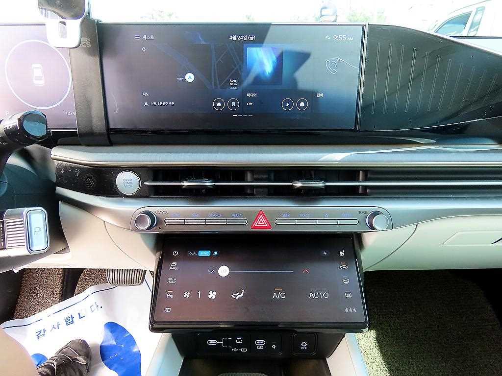 HYUNDAI Grandeur - Vista 12