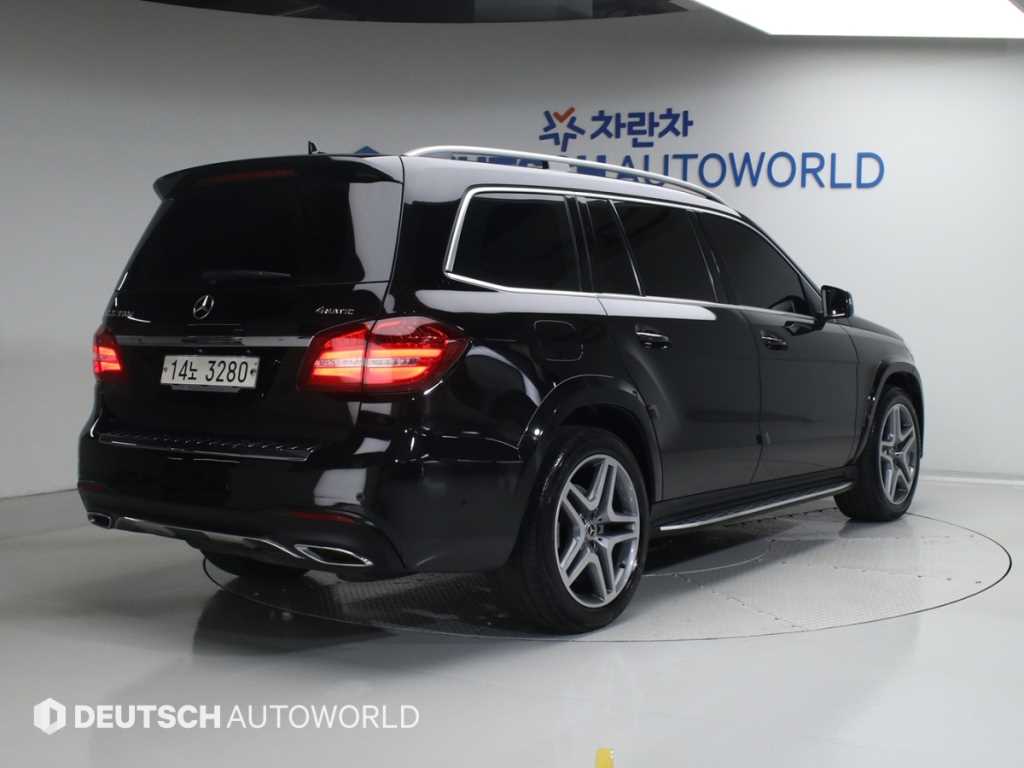 Mercedes Benz GLS Class - Vista 2