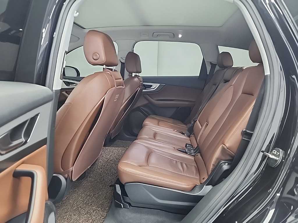 Audi Q7 - Vista 12