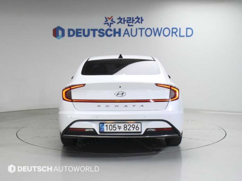HYUNDAI Sonata - Vista 4
