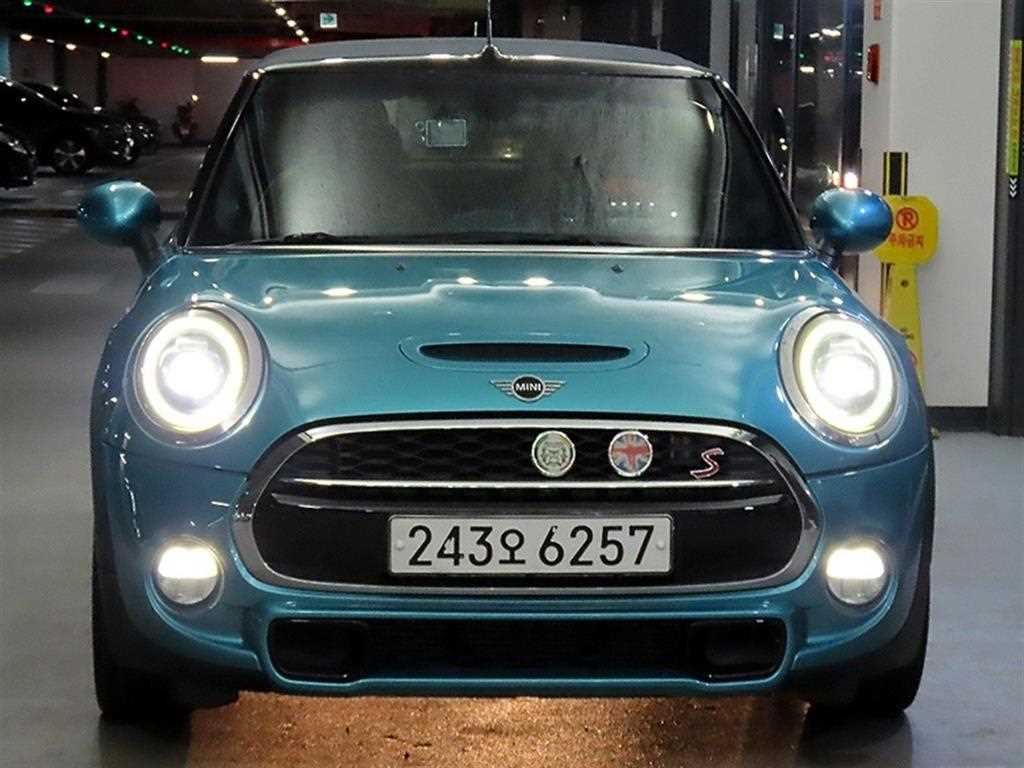 Mini Cooper Convertible - Vista 2