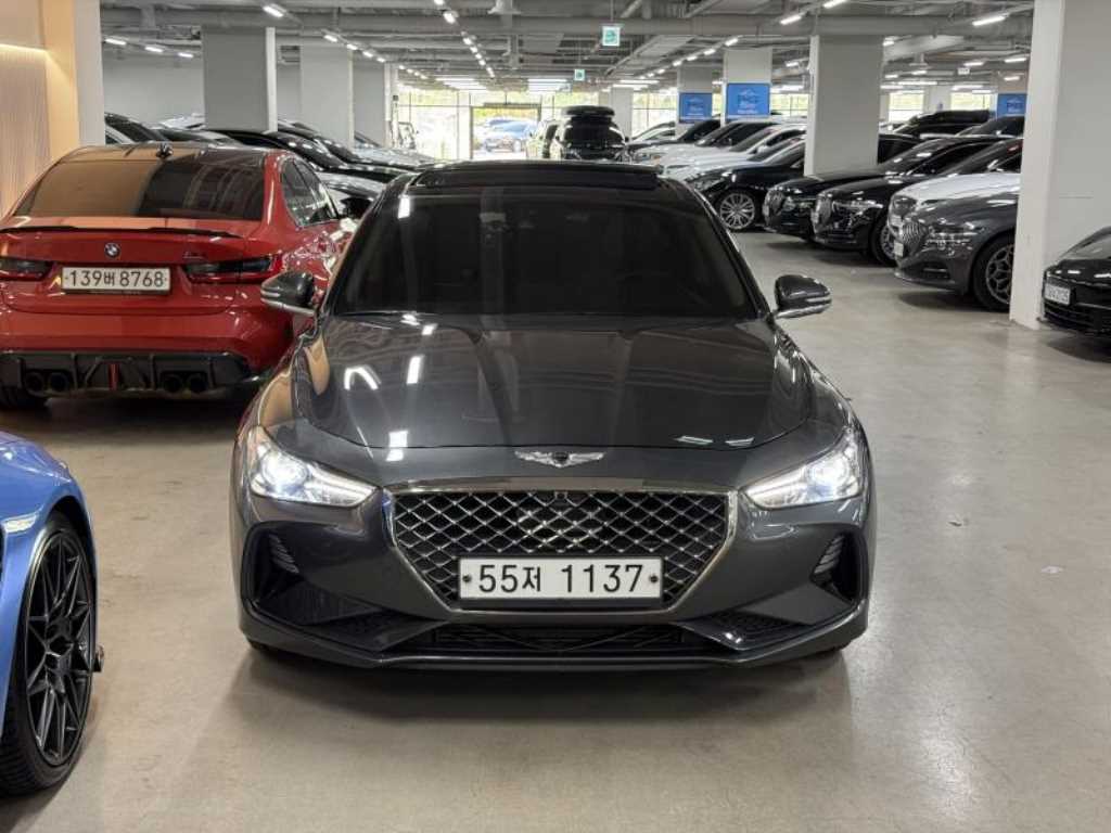 Genesis G70 - Vista 3