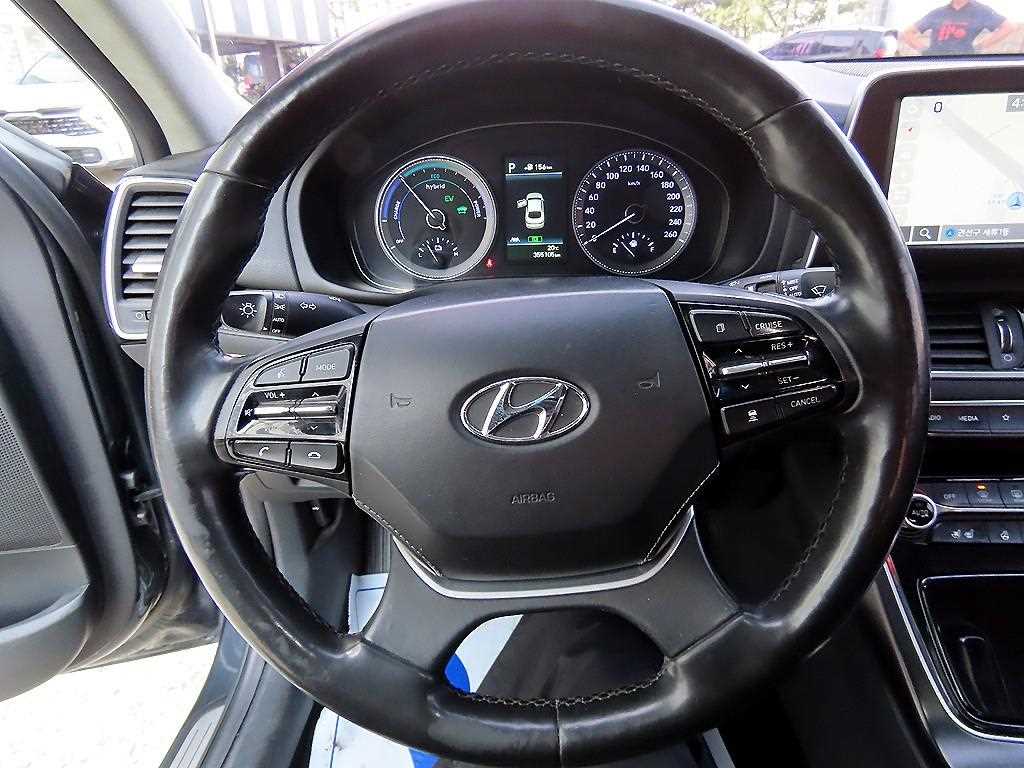 HYUNDAI Grandeur - Vista 8