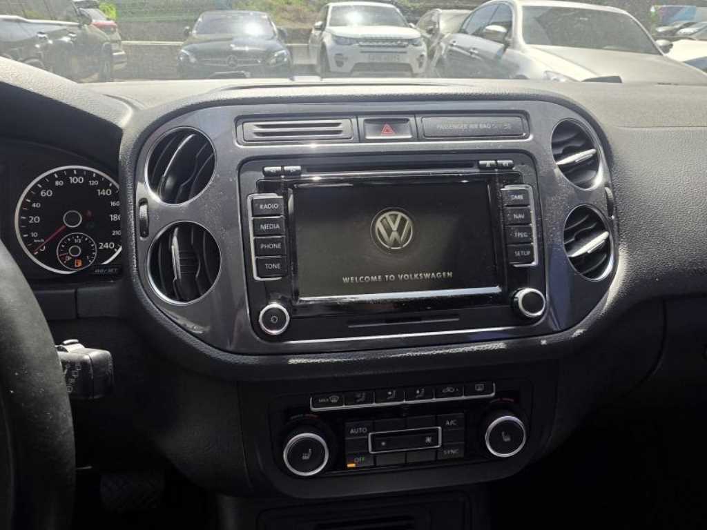 Volkswagen Tiguan - Vista 4