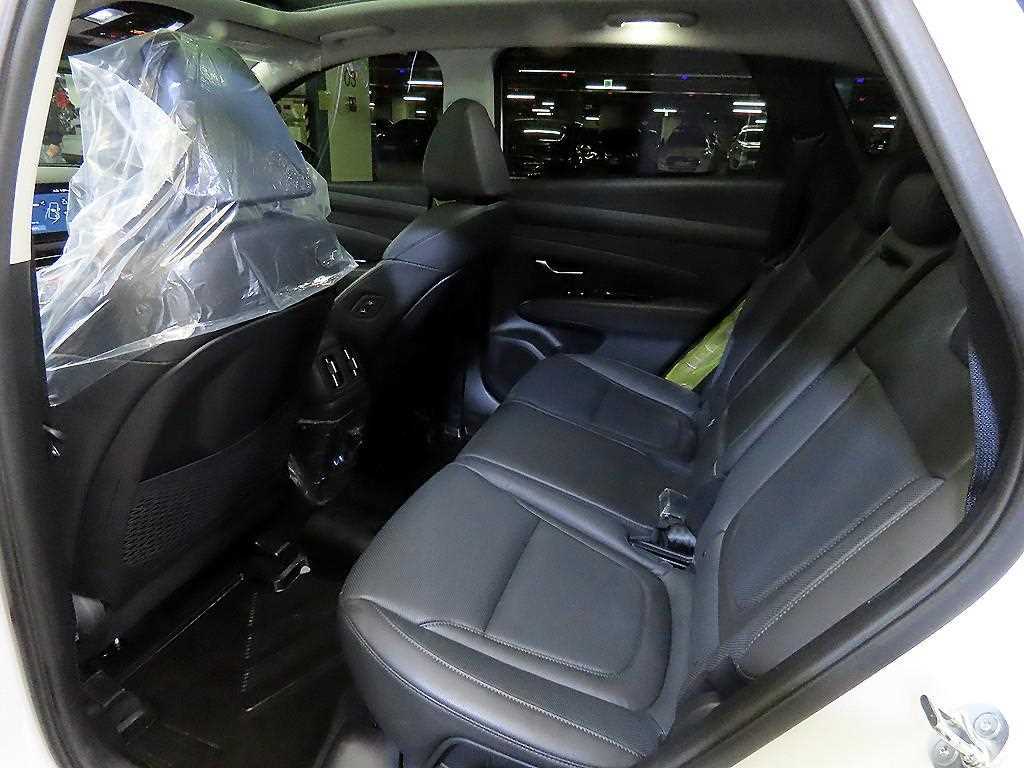 HYUNDAI Tucson - Vista 7