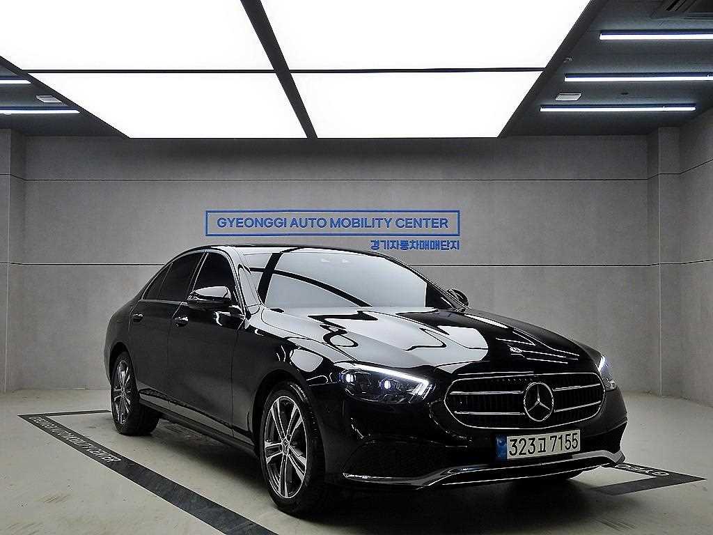 Mercedes Benz E class 2022 Negro - Importación desde Corea - HF Imports Iquique - Foto 1