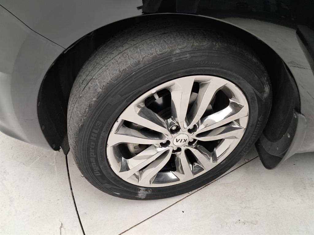 KIA Carnival 2016 Negro - Importación desde Corea - HF Imports Iquique - Foto 20