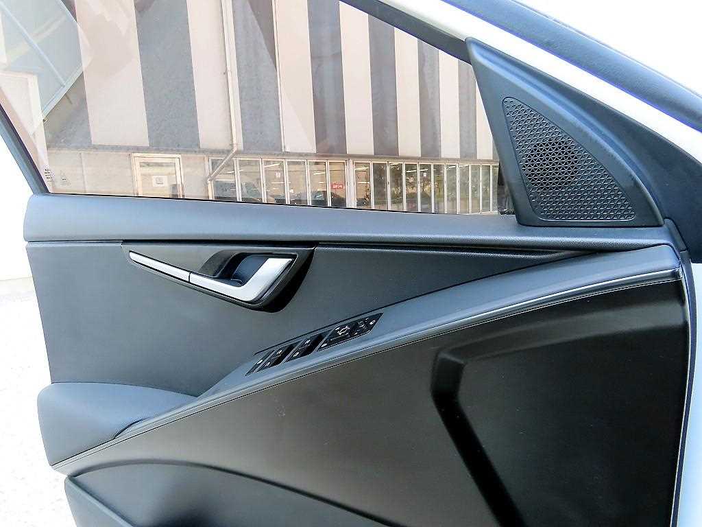 KIA Niro - Vista 11